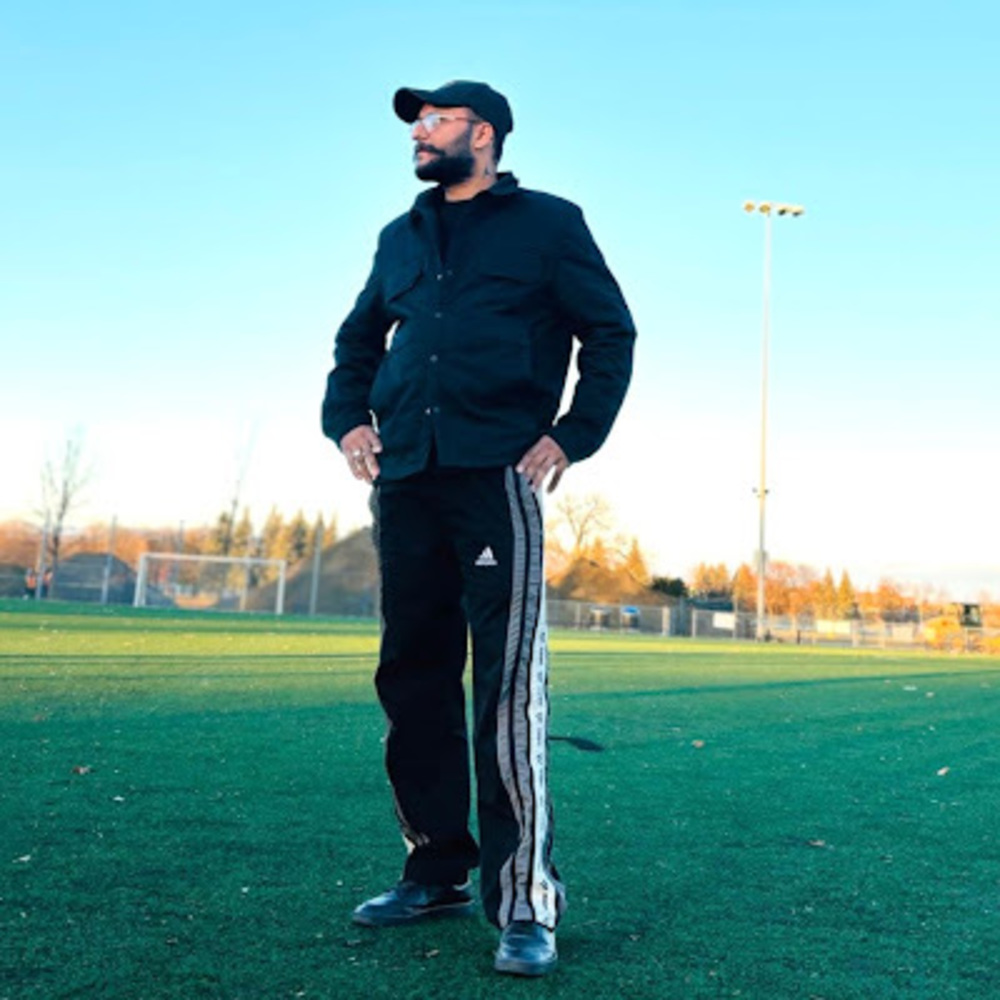 Meet your Posher, Nanak